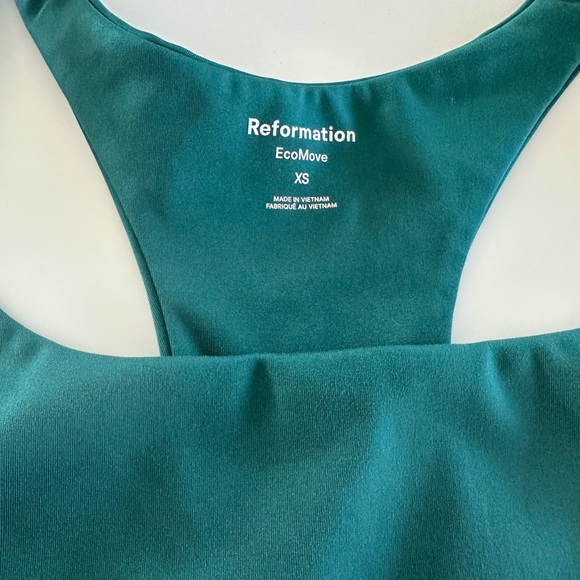 Reformation workout set - Picture 3 of 3